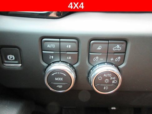 Certified 2025 GMC Sierra 1500 AT4X w/ AT4X AEV Edition AWD/4WD image 36