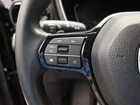 Used 2025 Honda Pilot EX-L image 31