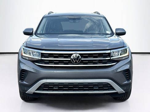 Used 2023 Volkswagen Atlas SE w/ Panoramic Sunroof Package image 8