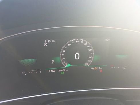 Used 2023 Volkswagen Tiguan SE R-Line image 33