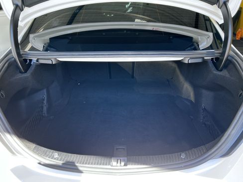 Used 2020 Mercedes-Benz C 300 Sedan image 26