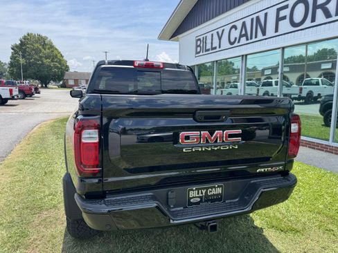 Used 2025 GMC Canyon AT4 w/ AT4X Package image 3