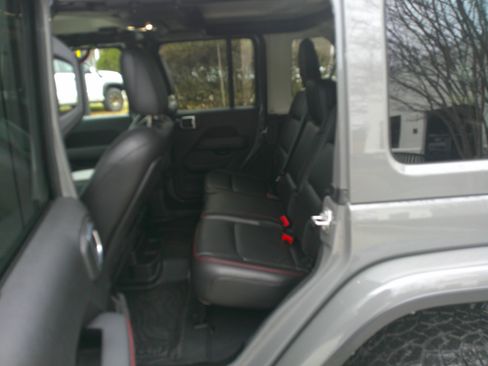 Used 2021 Jeep Wrangler Unlimited Rubicon AWD/4WD image 29