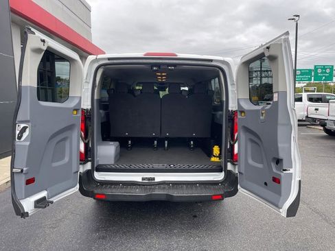 Used 2019 Ford Transit 350 XLT image 29