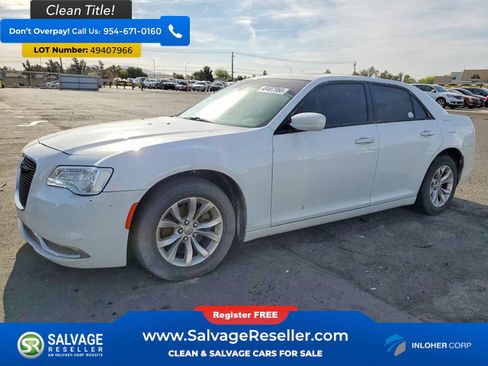 Used 2015 Chrysler 300 Limited image 1