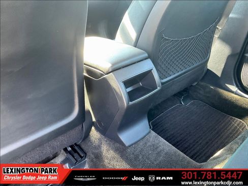 Used 2013 Subaru Legacy 2.5i Premium w/ All-Weather Pkg + Moonroof AWD/4WD image 10