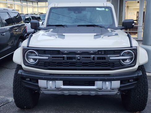 New 2025 Ford Bronco Raptor image 4