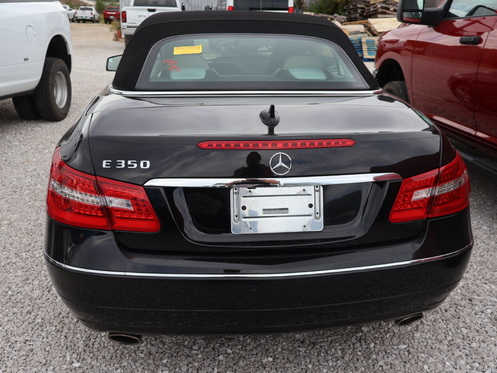 Used 2011 Mercedes-Benz E 350 Cabriolet image 19