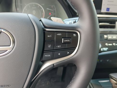 New 2025 Lexus ES 350 w/ Premium Package image 31