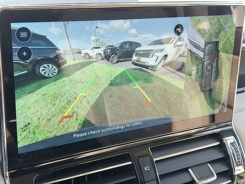 Used 2024 Lincoln Navigator Premiere image 15