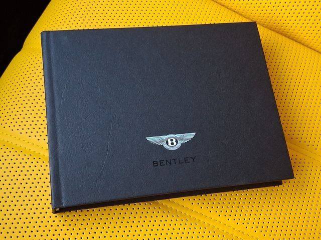 Used 2023 Bentley Bentayga AWD/4WD image 30