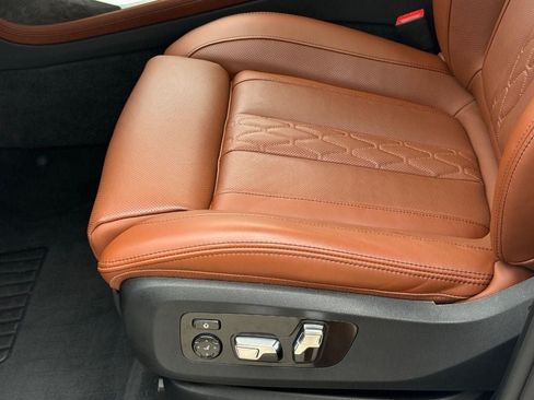 Used 2026 BMW X7 xDrive40i w/ Dynamic Handling Package AWD/4WD image 21