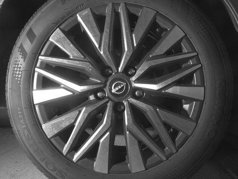 Used 2025 Nissan Altima 2.5 SV image 15