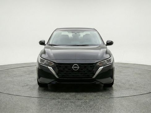 Used 2025 Nissan Sentra SV FWD image 2