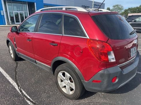 Used 2013 Chevrolet Captiva Sport LS FWD image 3