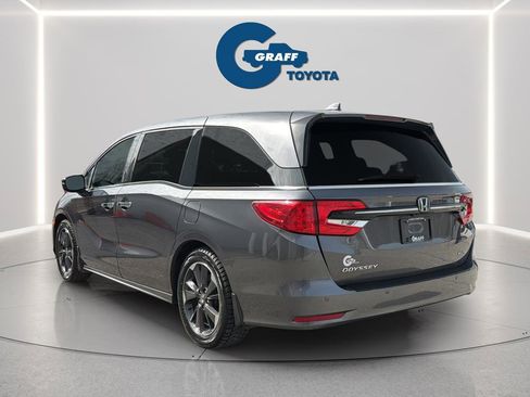 Used 2023 Honda Odyssey Elite image 5