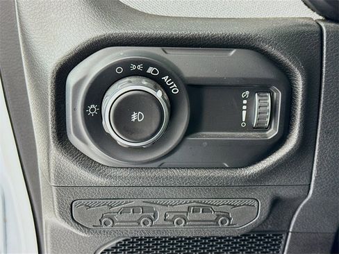 Used 2024 Jeep Wrangler Sport S image 13