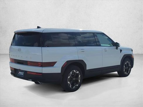 Used 2024 Hyundai Santa Fe SE image 5