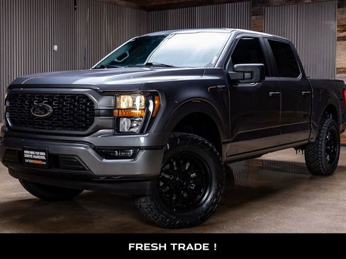 Used 2023 Ford F150 XL w/ STX Appearance Package RWD image 5