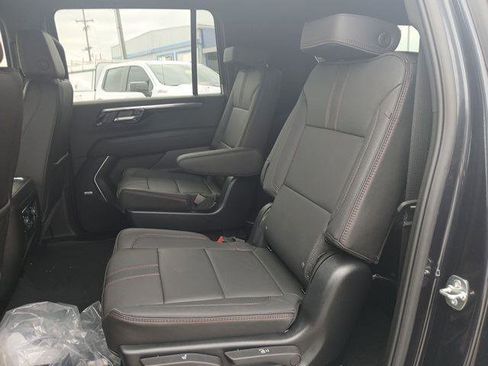 New 2026 Chevrolet Suburban RST w/ Advanced Technology Package AWD/4WD image 29