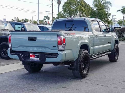 Used 2022 Toyota Tacoma TRD Sport image 4