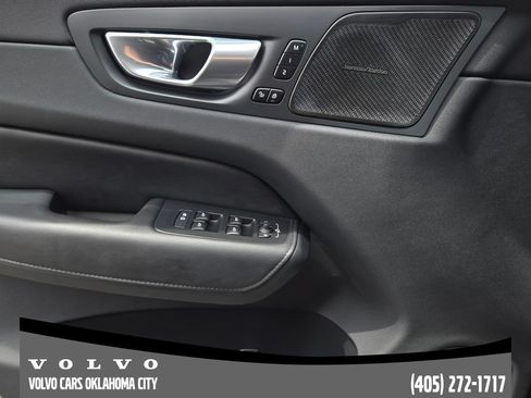 Certified 2023 Volvo XC60 B5 Plus w/ Protection Package Premier FWD image 17