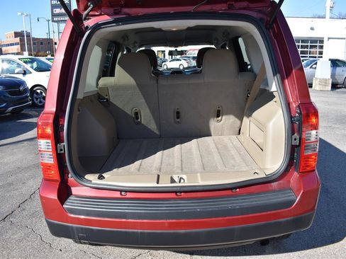 Used 2011 Jeep Patriot Sport image 10