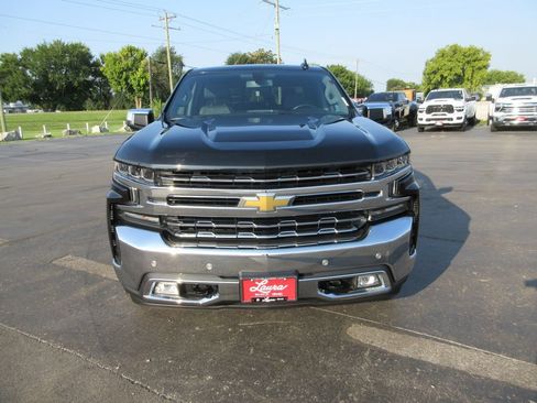 Certified 2019 Chevrolet Silverado 1500 LTZ AWD/4WD image 14
