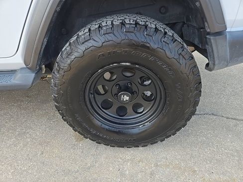 Used 2019 Jeep Wrangler Unlimited Sport S AWD/4WD image 23