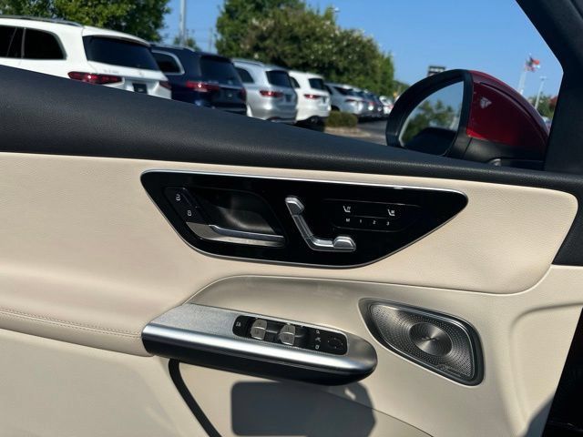 Used 2026 Mercedes-Benz GLC 300 image 19