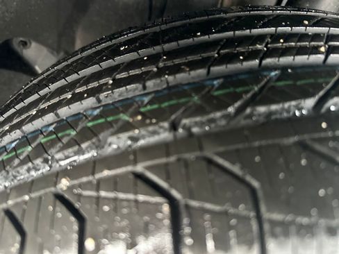 Certified 2022 Mercedes-Benz GLB 250 4MATIC image 16