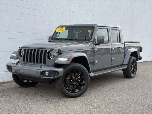 Used 2023 Jeep Gladiator Overland image 1