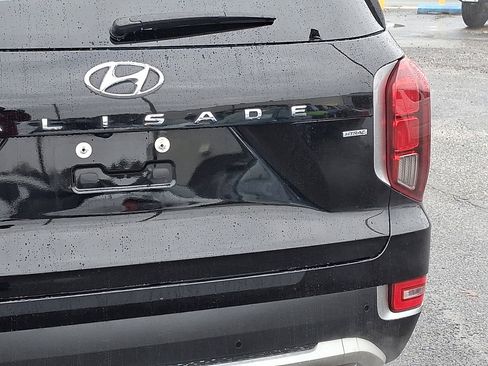 Used 2021 Hyundai Palisade SEL w/ Premium Package image 16