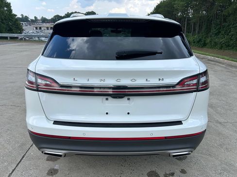 Used 2020 Lincoln Nautilus Reserve w/ Equipment Group 201A FWD image 5