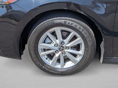 Used 2025 Toyota Camry LE FWD image 30