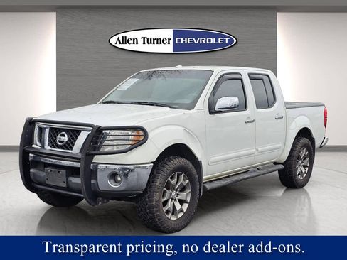 Used 2015 Nissan Frontier SL w/ Moonroof Package image 12