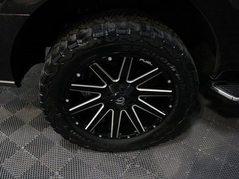 Used 2021 Ford Expedition XLT image 33