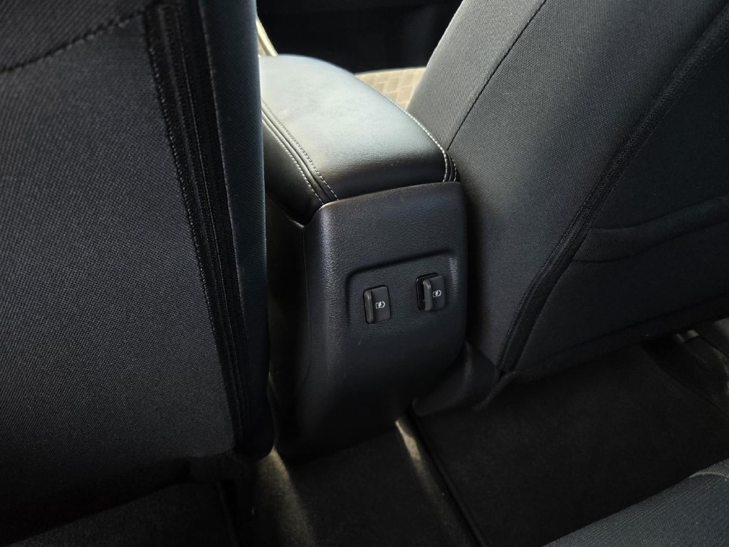 Certified 2024 Nissan Kicks SV FWD image 13