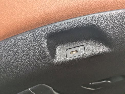 Used 2023 Kia Telluride SX X-Pro image 17