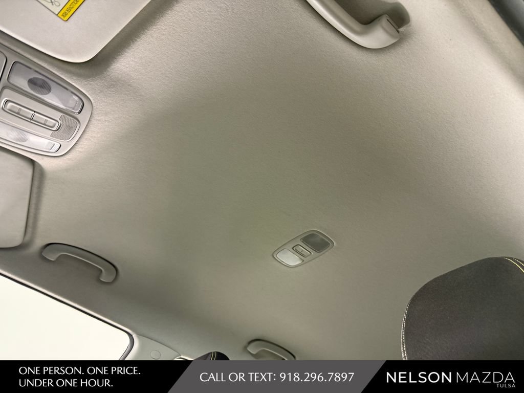 Used 2016 Kia Soul + FWD image 22