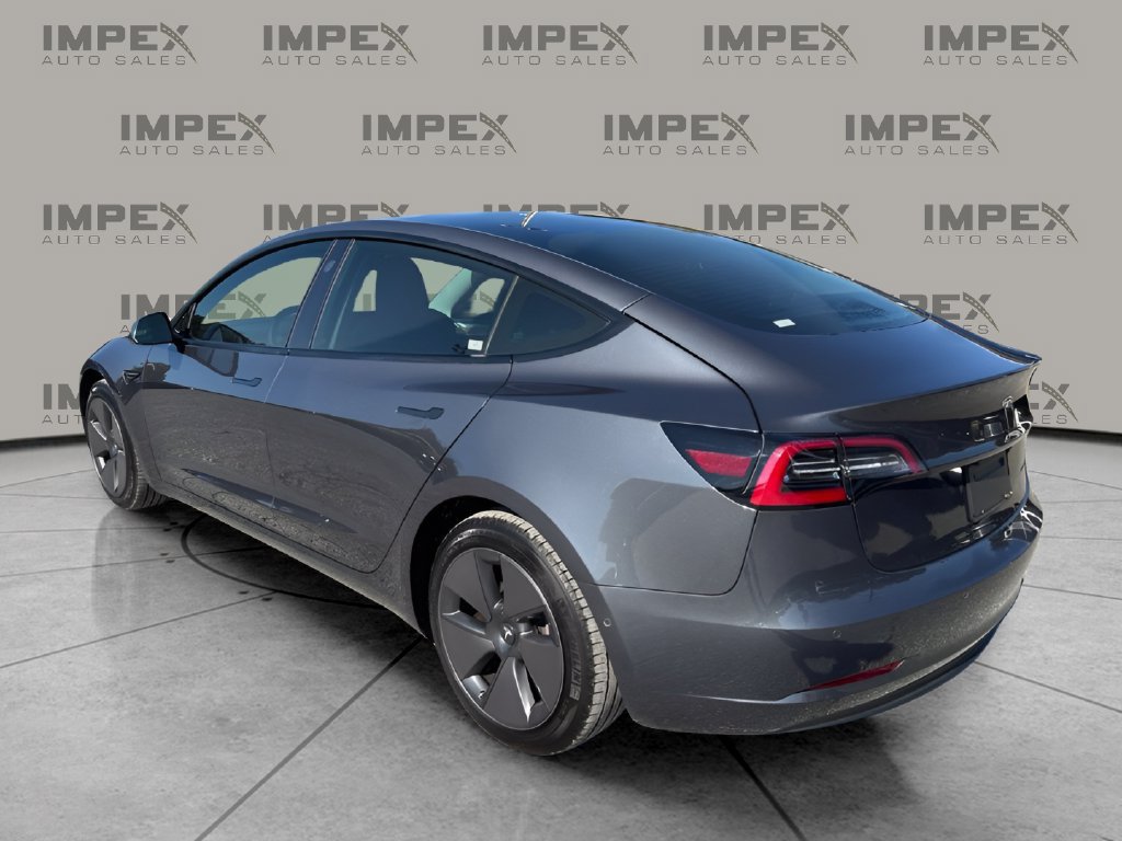 Used 2022 Tesla Model 3 Long Range AWD/4WD image 3