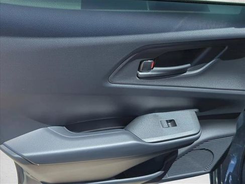 New 2026 Toyota Prius Plug-In Hybrid FWD image 10