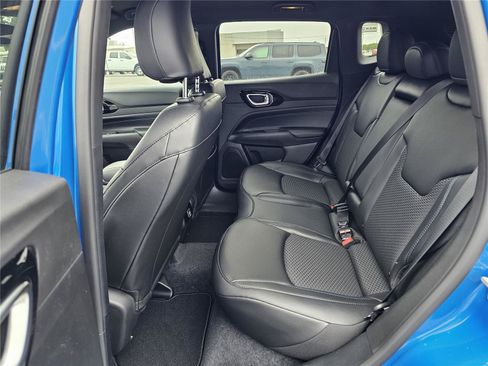 New 2026 Jeep Compass Latitude AWD/4WD image 30