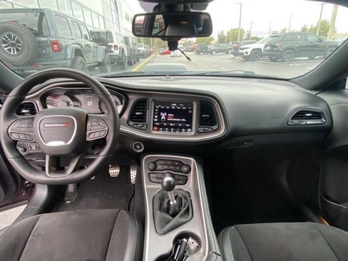 Used 2022 Dodge Challenger R/T Scat Pack w/ Shaker Package image 15