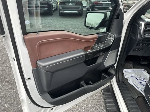 Used 2021 Ford F150 Lariat w/ Equipment Group 502A High image 17