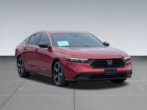 Used 2023 Honda Accord Sport image 8