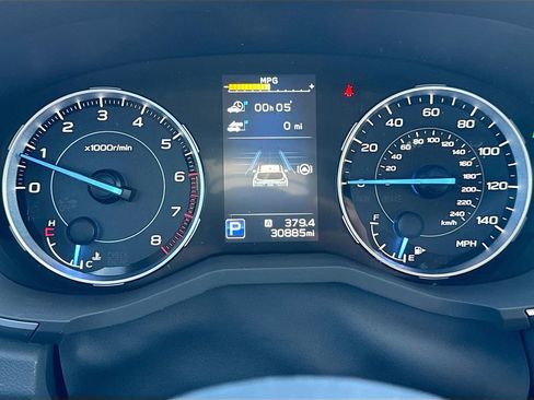 Used 2022 Subaru Ascent Limited w/ Technology Package image 16