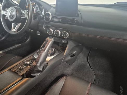Used 2018 MAZDA MX-5 Miata Grand Touring RWD image 30
