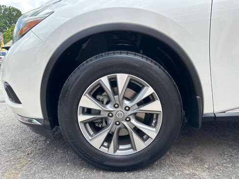 Used 2018 Nissan Murano S FWD image 10