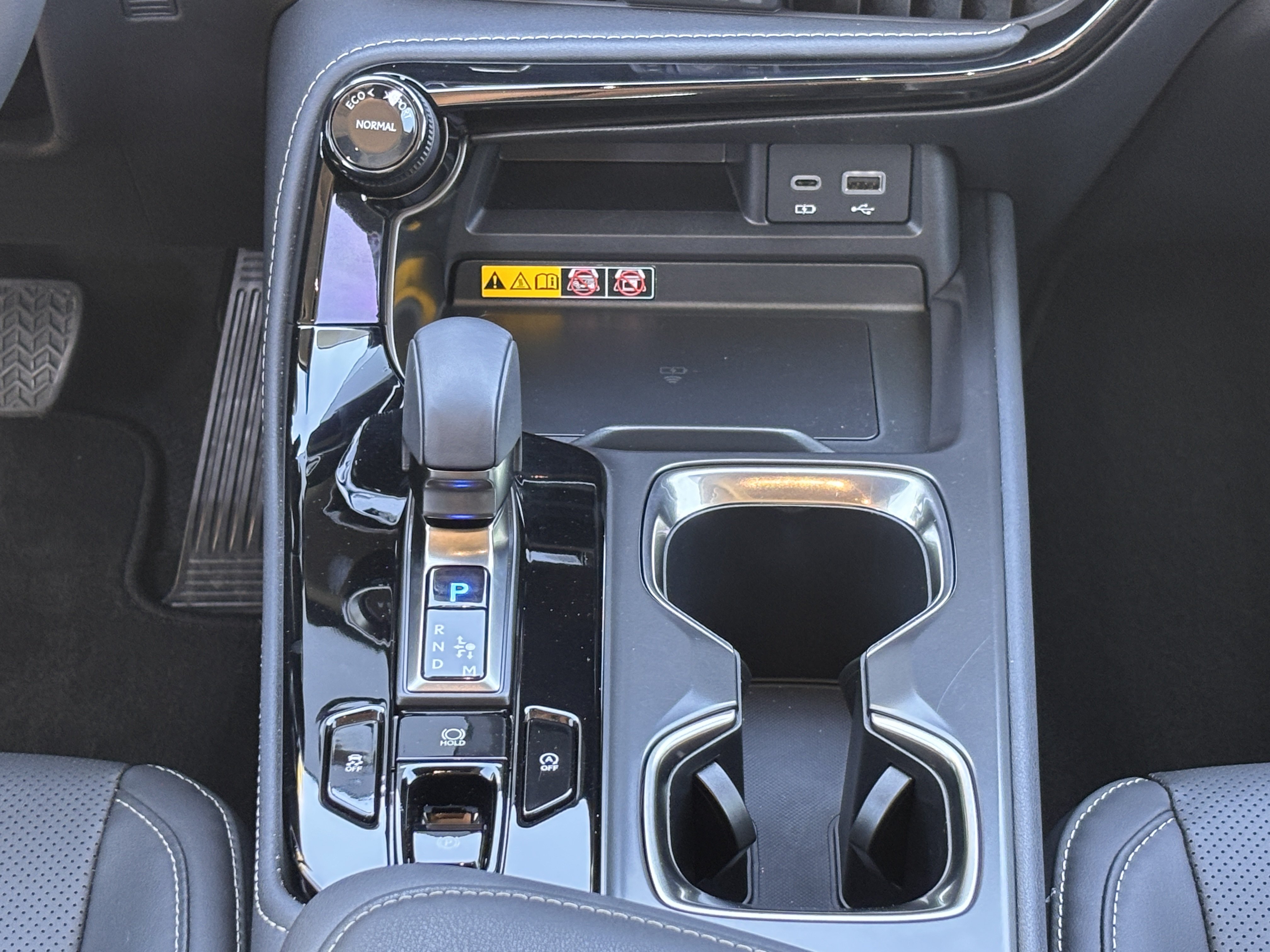 Certified 2025 Lexus NX 250 FWD w/ Accessory Package (2T) image 24